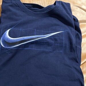 Nike Men’s XL short sleeve shirt